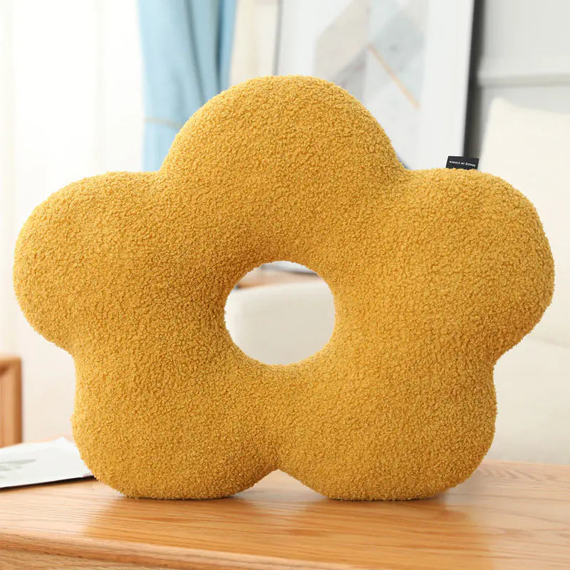 Round Plush 3D Shaped Pillow for Lumbar Support